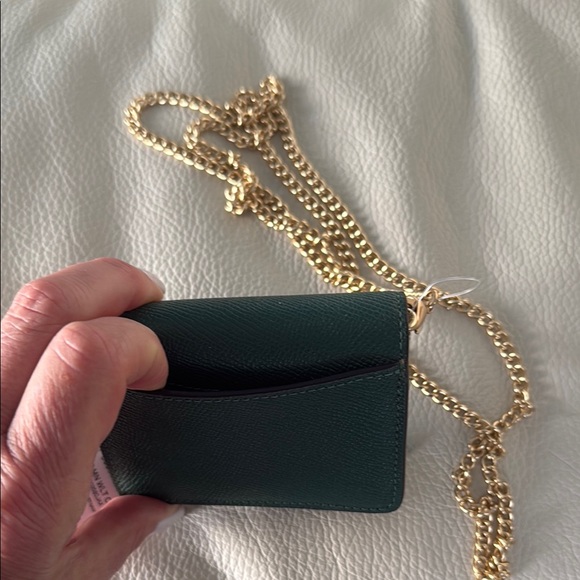 Coach Green Crossbody Bag with Gold Chain - Picture 2 of 4